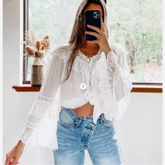 🆕✨ ELLA LACE Spell & The Gypsy Blouse White - Picture 7 of 8